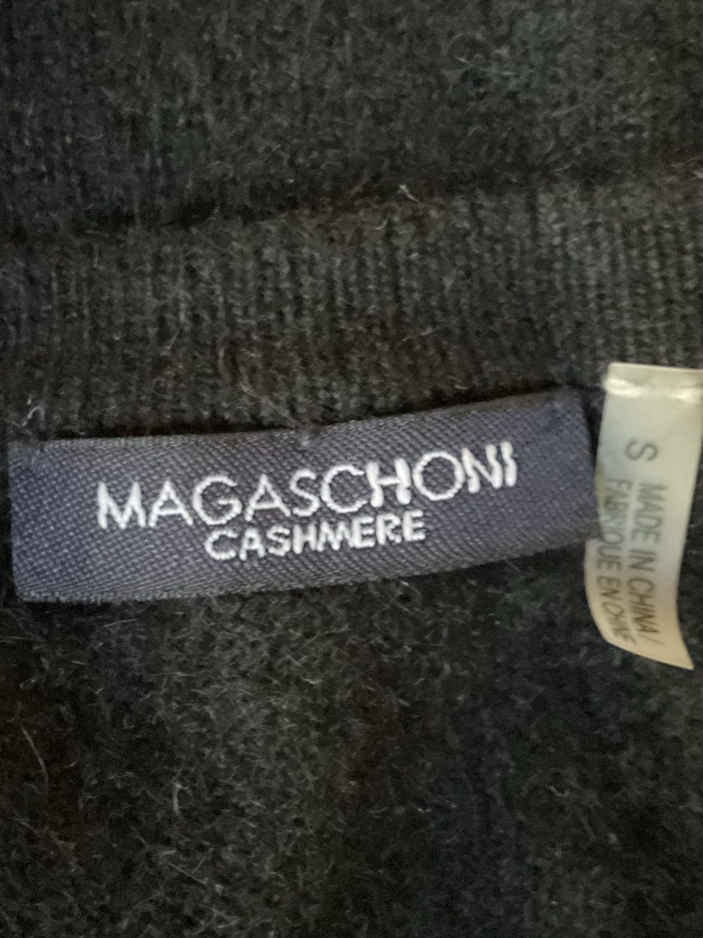Magaschoni Black cashmere Cardigan, small - Picture 6 of 6